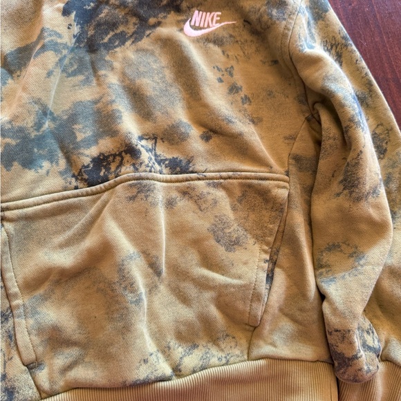 Nike Olive Tie-Dye Hoodie one tiny shadow stain see pics - Picture 3 of 8